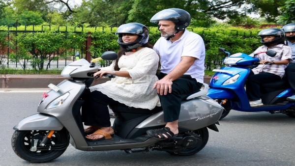 Rahul Gandhi Riding Pillion On College Students Scooter Goes Viral, See Video