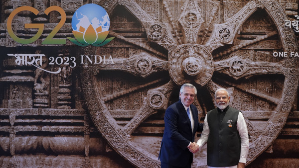 G20: Konark Wheel Replica Serves As Backdrop Of PM Modis Welcome Handshake With Leaders