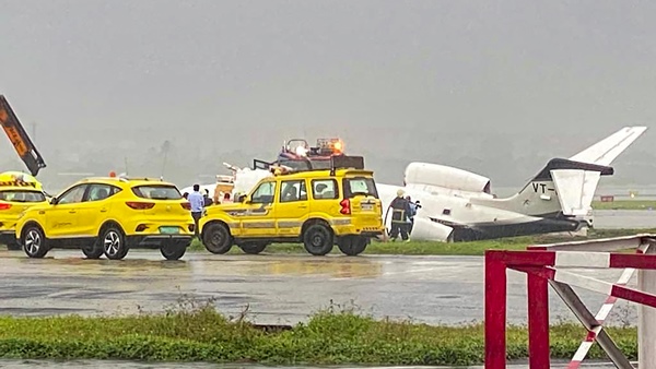 Mumbai: Private Vizag-Mumbai Plane Crashes During Landing On Runway; 8 Injured