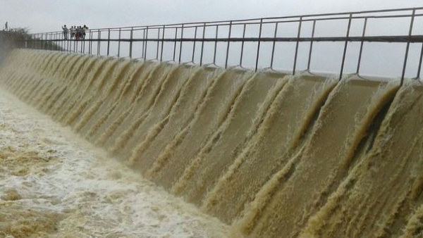 Hyderabad: Rise In Water Level In Musi River Causes Severe Waterlogging Due To Heavy Rains