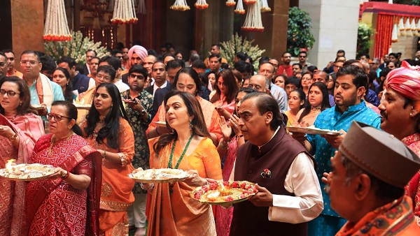 Mukesh Ambanis Children Will Get No salary, Only Fee For Attending Board Meetings