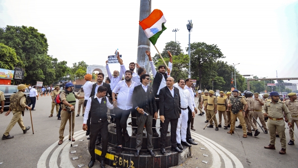 Uttar Pradesh Lawyers Strike