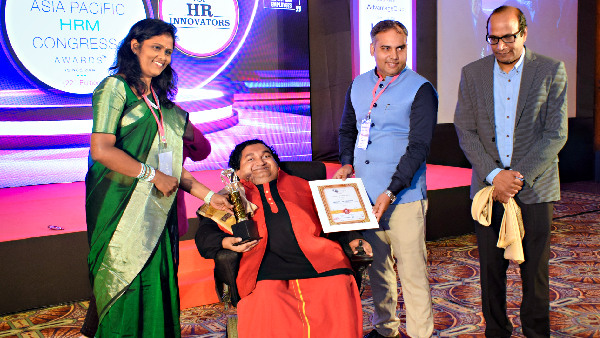 Sai Kaustuv Dasgupta From Bengaluru Receives Highest Diversity Leadership Award From Asia Pacific HRM Congress Sai Kaustuv Dasgupta From Bengaluru Receives Highest Diversity Leadership Award From Asia Pacific HRM Congress