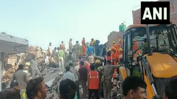 UP Building Collapse: 2 Killed, Around 10 Hospitalised After Three-Storey Building Collapses In Barabanki