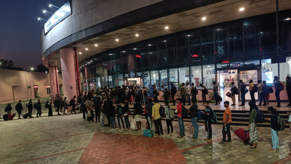 Namma Metro: Huge Rush On Bengaluru Metro, Long Lines Seen Outside Majestic Metro Station