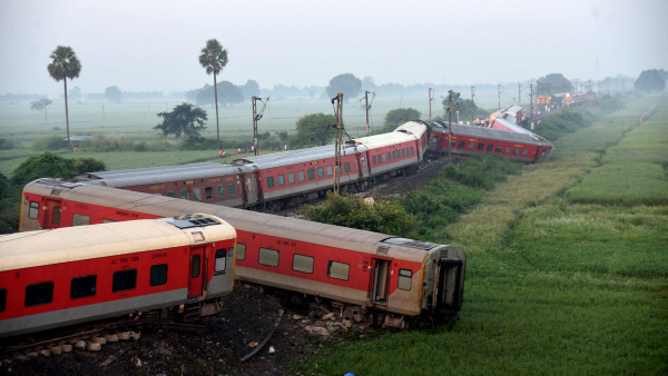 Buxar Train Accident: Here Are The Helpline Numbers Buxar Train Accident: Here Are The Helpline Numbers