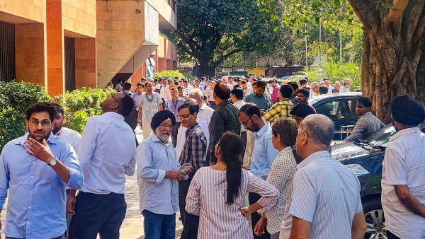 Earthquake Of Magnitude 4.0 Hits Haryanas Faridabad; Tremors Felt In Delhi