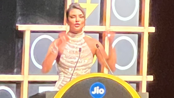 MAMI Festival: Kamal Haasan Announces His Movie With Mani Ratnam MAMI Festival: Kamal Haasan Announces His Movie With Mani Ratnam