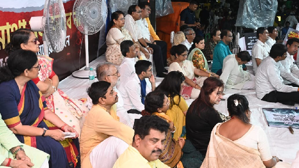 TMC To Camp Outside Raj Bhavan Till Governor Meets Party Leaders