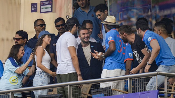 David Beckham To Meet Bollywood Biggies At Sonam Kapoors House? David Beckham To Meet Bollywood Biggies At Sonam Kapoors House?