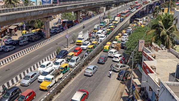 How Bengaluru Authorities Plan To Use AI For Effective Traffic Management: Find Out How Bengaluru Authorities Plan To Use AI For Effective Traffic Management: Find Out