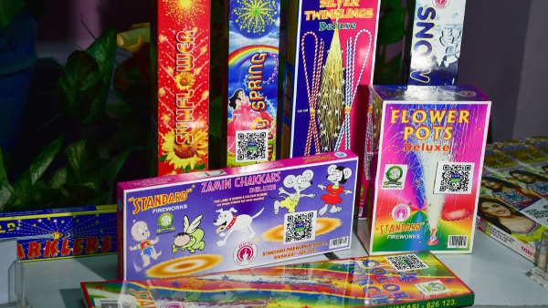 Green Fireworks Only Permitted In Bengaluru: Where To Buy Them?