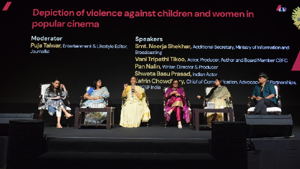 S Korean Dark Comedy Cobweb Gets Standing Ovation At IFFI