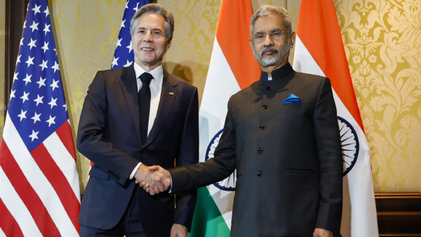 U.S. Secretary of State Antony Blinken shakes hands with Indian Foreign Minister Subrahmanyam Jaishankar