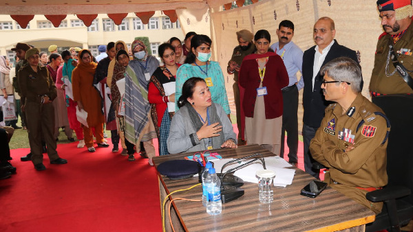 DGP Chairs Public Grievances Redressal Programme Held At PHQ, Jammu