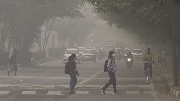 Smog Engulfs Delhi as Three Indian Cities Rank Among Worlds Most Polluted Today