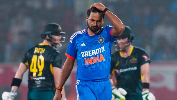 India vs Australia 3rd T20I: Mukesh Kumar Takes Wedding Break; Deepak Chahar Joins Indian Squad
