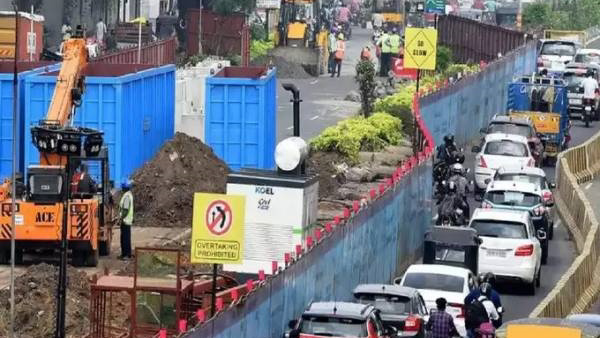 Public Rejoicing Over The Closure Of Navalur Toll Plaza, A Move Led To The Saving Of Rs.2000