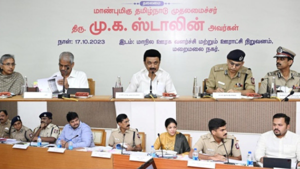 Public Rejoicing Over The Closure Of Navalur Toll Plaza, A Move Led To The Saving Of Rs.2000