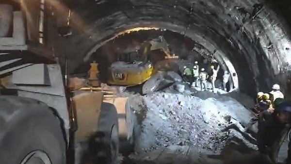 Uttarakhand Tunnel Collapse: Trapped Workers Safe; Communication Established