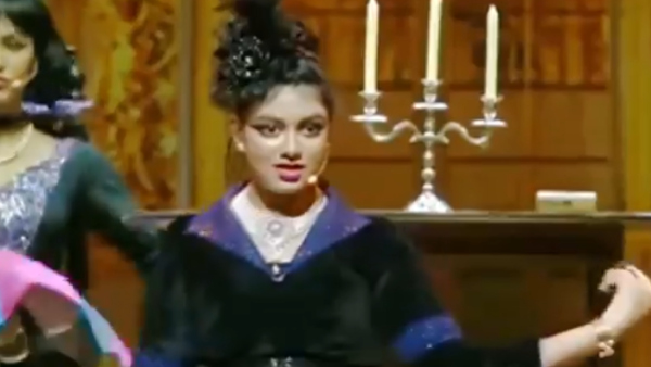 Aaradhya Bachchan Performs On Stage In Viral Clip, Proud Mom Aishwarya Rai Captures It On Mobile