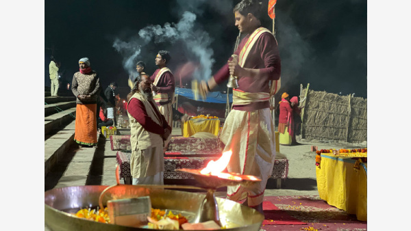 OI Special Report: The Iconic Sarayu Ghat Of Ayodhya | Glimpses Of The Evening Aarti OI Special Report: The Iconic Sarayu Ghat Of Ayodhya | Glimpses Of The Evening Aarti