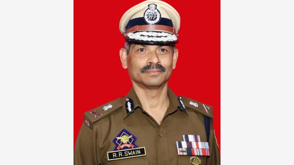 DGP J&K Sanctions Welfare Loan/Relief, Financial Assistance Of Over Rs 1.66 Crore For Police Personnel