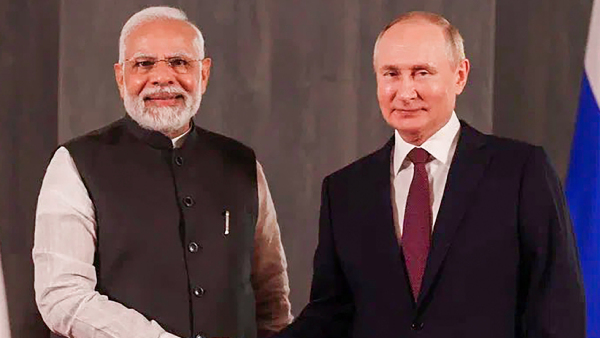 Prime Minister Narendra Modi with President of Russia Vladimir Putin