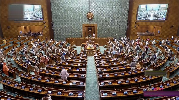 Three Criminal Law Bills Approved In Lok Sabha Even As 97 MPs Remain Suspended