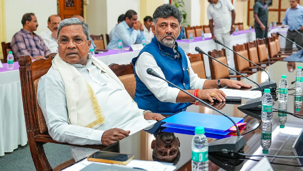 Karnataka Chief Minister Siddaramaiah with Deputy Chief Minister DK Shivakumar