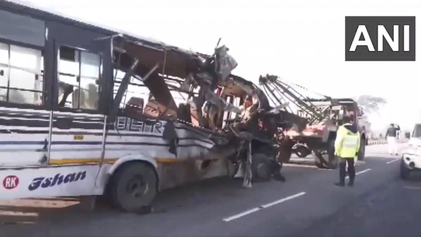 Assam: Bus Collides With Truck In Deragaon Kills 14, Injures 25