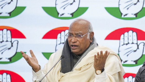 Aaya Ram-Gaya Ram: Congress Prez Kharge Reacts After Nitish Breaks Away From Mahagathbandhan
