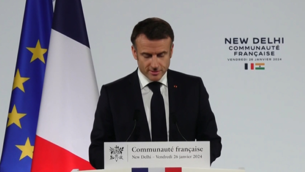 Macron addresses French community 