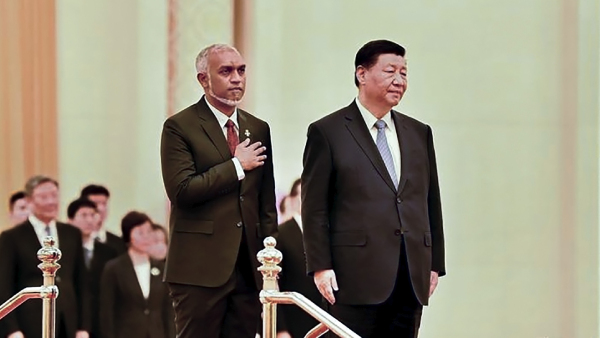 Chinese President Xi Jinping with Maldives President Mohamed Muizzu in Beijing