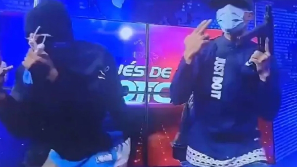 Masked Gunmen Enter TV Ecuador Studio During Live Broadcast