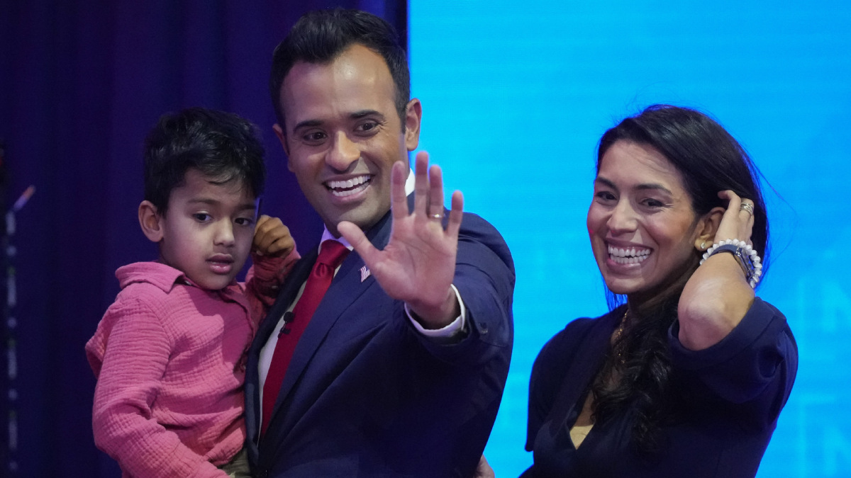 Who Is Apoorva Ramaswamy? A Meeting With The Trumps Sparks Speculation(01)
