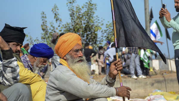 Farmers Halt ‘Delhi Chalo’ March Till Feb 29, To Stay Put At Punjab-Haryana Borders Farmers Halt ‘Delhi Chalo’ March Till Feb 29, To Stay Put At Punjab-Haryana Borders
