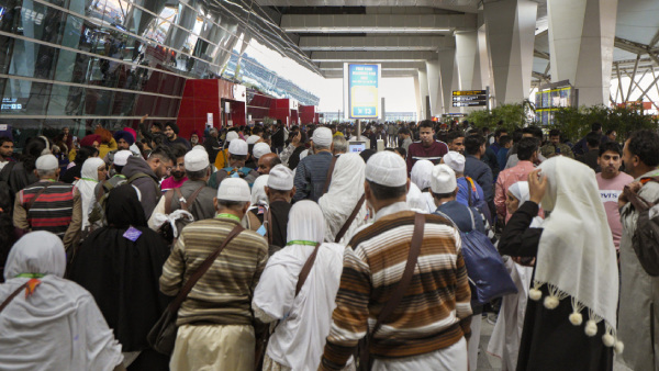 Delhis IGI Airport Gets Bomb Threat