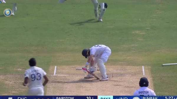 Jasprit Bumrah Bowls Unplayable Yorker