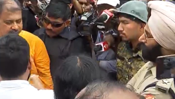 BJP Worker Calls A Cop Khalistani