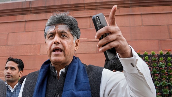 Amid Rumours Of Kamal Nath, Manish Tewari To Quit Congress?