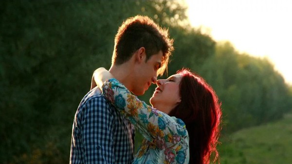 Ideas To Celebrate Hug Day 2024