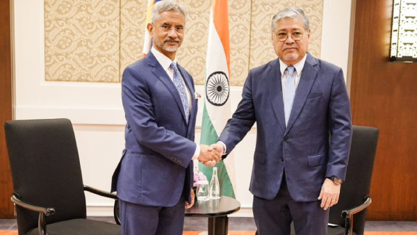 India Stands With Philippines EAM