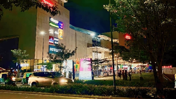 Bengaluru Water Crisis Residents Flock To Malls For Restroom Relief