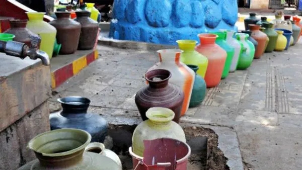 Bengaluru Residents On High Alert Apartment Issues Urgent No Water Notice Amid Ongoing Crisis