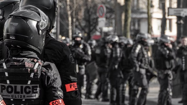 Iran Embassy In Paris Cordoned Off Following Reports Of Suspect With Explosives Iran Embassy In Paris Cordoned Off Following Reports Of Suspect With Explosives