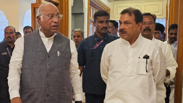 Congress Leader Mohammed Arif Khan Resigns As Star Campaigner For Lok Sabha Polls Congress Leader Mohammed Arif Khan Resigns As Star Campaigner For Lok Sabha Polls