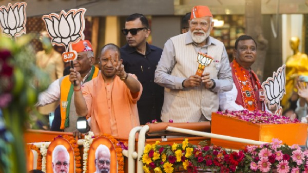 PM Modi s Roadshow in Ghaziabad