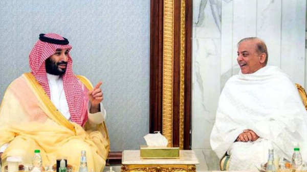 Sharif Meets Saudi Prince In Mecca
