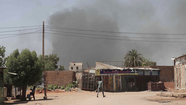 Sudan Security forces use tear gas on protesters